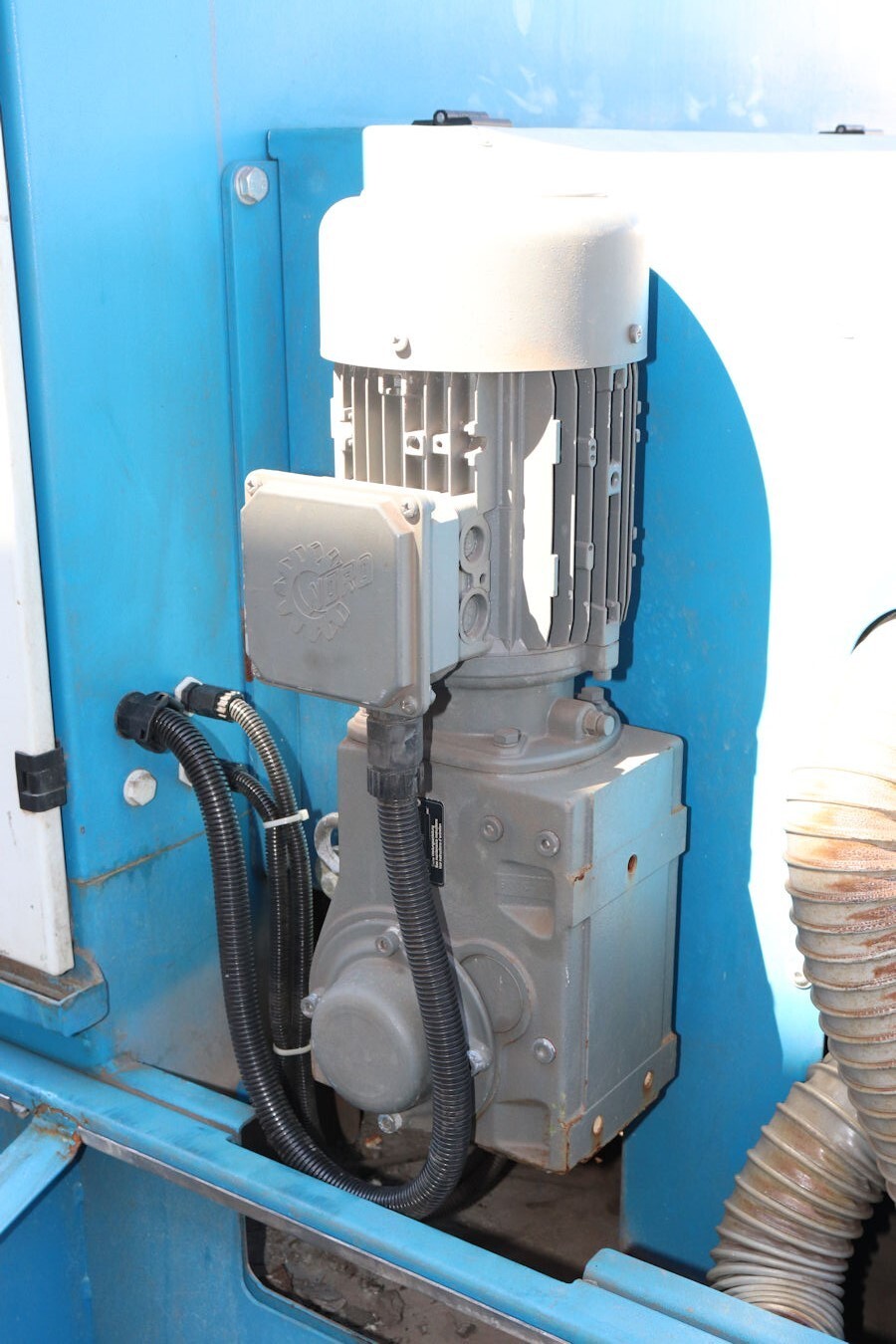 53" Butfering Steelmaster #SPW-413-RRTT, Wet Belt Sander Buffer, 2/2 heads, 53" x 8.2' belt, - Image 10