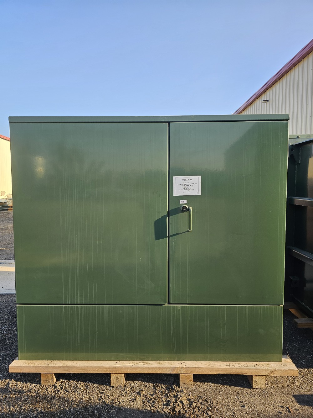 1500 KVA 13200 Delta Primary, 480Y/277 Secondary, IEN Hanchang, 7-Tap, T-Blade Switch, DOE 2016, UL Listed - Image 2
