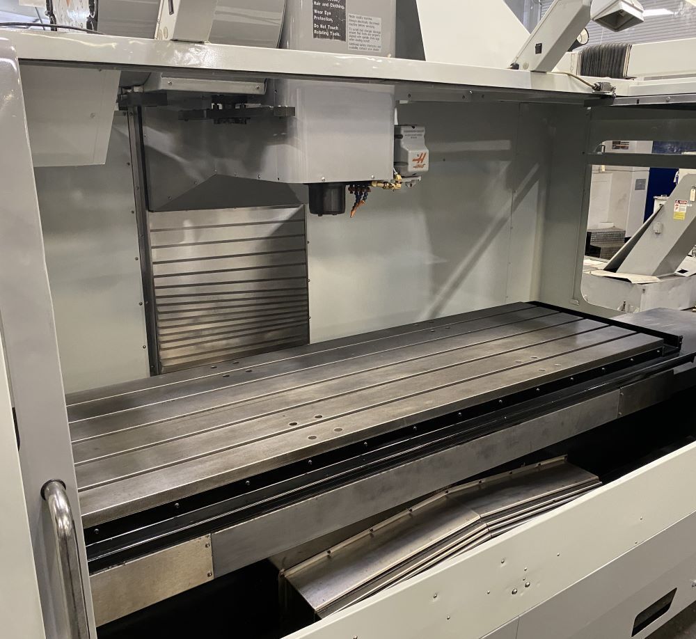 Haas #VF-7D/40, CNC vertical machining center, 24 automatic tool changer, 84" X, 32" Y, 30" Z, 7500 RPM, #40 - Image 6