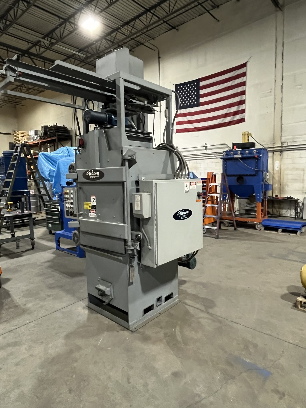 Gibson #HB2430, hanger blast machines, used - Image 3