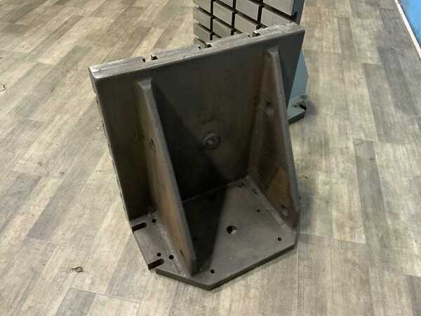 24" x 24" x 16" T-slotted angle plates, 2-1/4" face thickness (2 available) - Image 4