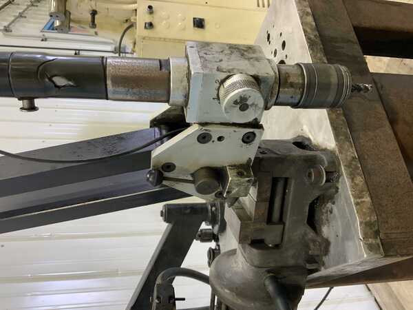 Flexarm #RNR-20, pneumatic tapping arm, swivel base, pneumatic vise, tooling, 2008 - Image 2