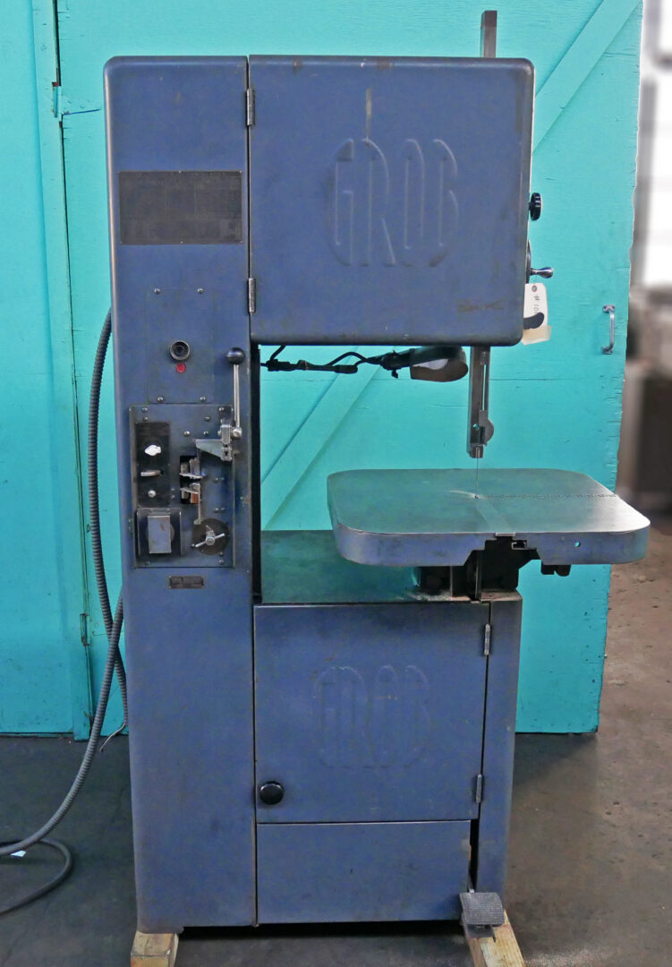 18" Grob #NS18, Vertical Band Saw, 148" x1/8" x1" blade, 18" wheel, tilt table - Image 3