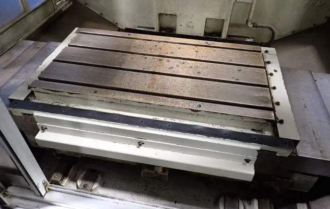 Fanuc #T, CNC vertical machining center, 15" x 27-1/2" capacity, Series O-M Control, 1990 - Image 2