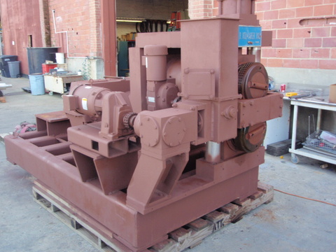 KR Komarek #B, briquetting press, 30 HP - Image 1