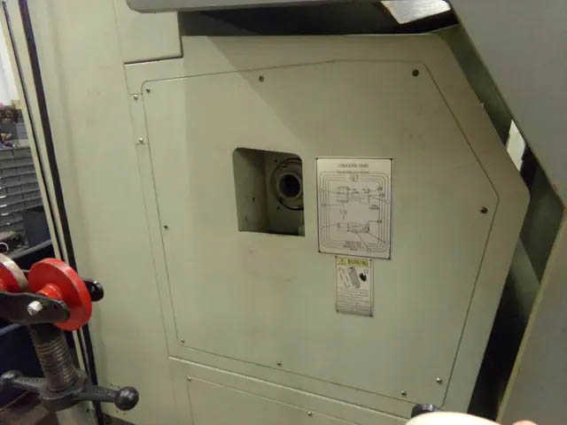 Kent #CKE-2660, CNC Lathe, 26" swing, 60" between centers, 16.9" swing over cross slide, 56" X, 12" Y, 10 HP - Image 6