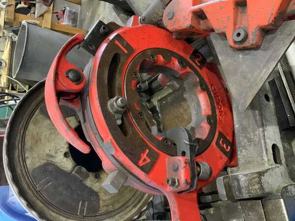 1/4" -4" Ridgid #1224, Pipe Threader, 1/2" to 2" bolt capacity, 2-1/2" to 4" receding die head, 1.5 HP, 36 - Image 6