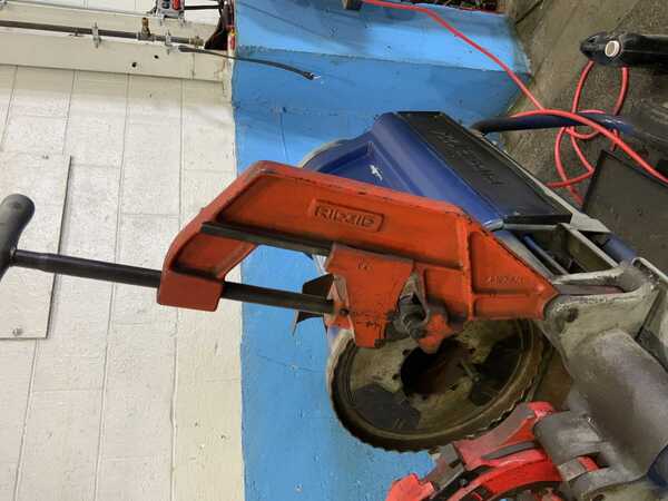 1/4" -4" Ridgid #1224, Pipe Threader, 1/2" to 2" bolt capacity, 2-1/2" to 4" receding die head, 1.5 HP, 36 - Image 7