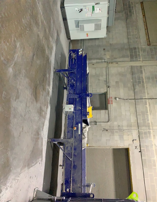 Haas Shred Tech #1500-E, Heavy-Duty Double-Shaft Shredder, 59" x 59" shredding chamber, 27.5" cutting - Image 4