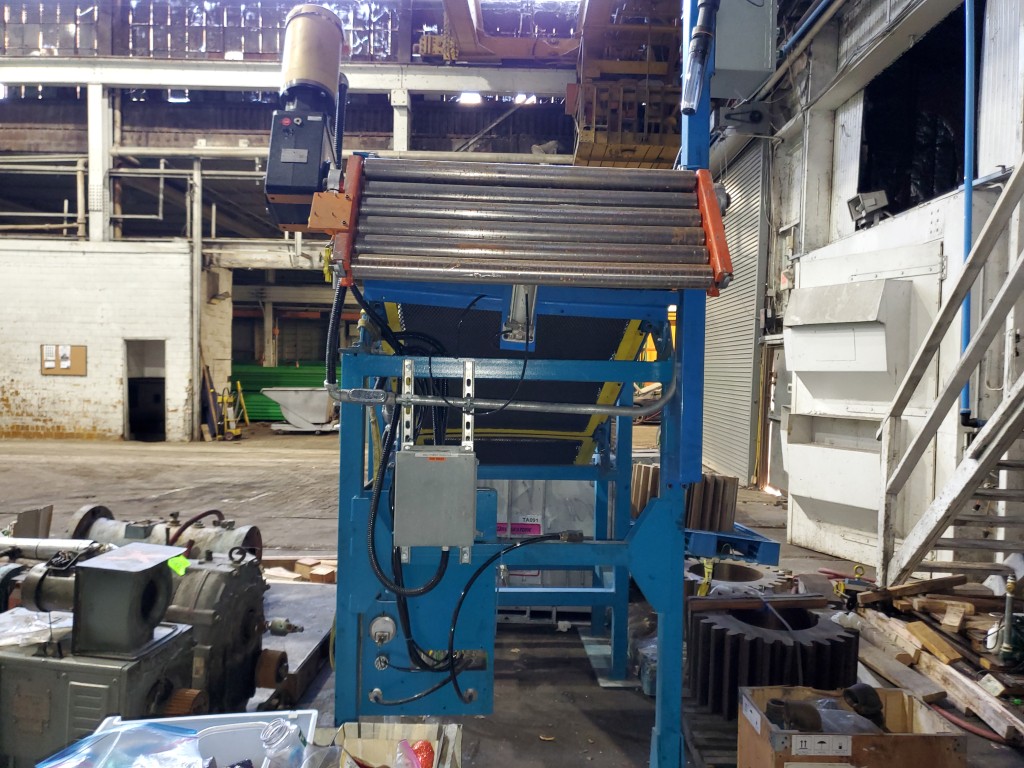 34" wide Intralox, Extruder Feed Conveyor, pneumatic wig-wag w/ 36" wide idler rolls at discharge, (3 - Image 4