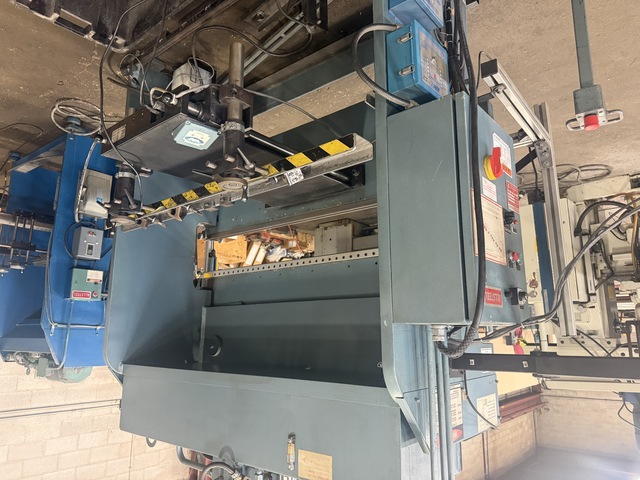 35 Ton, Allsteel #35-6, CNC Hydraulic Press Brake, 6' bending length, 62" between frames, 11.5" open height - Image 8