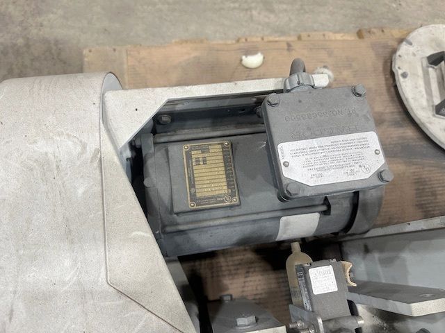 AZO #E650-C1, Rotary Screen, 2 HP Baldor Electric motor, 575 Volts, 2000 - Image 5