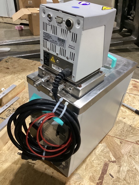 Julambo #F12, Refrigerated/Heating Circulator, Pt100 external temperature sensor, RS-232 interface, 115 Volt - Image 4