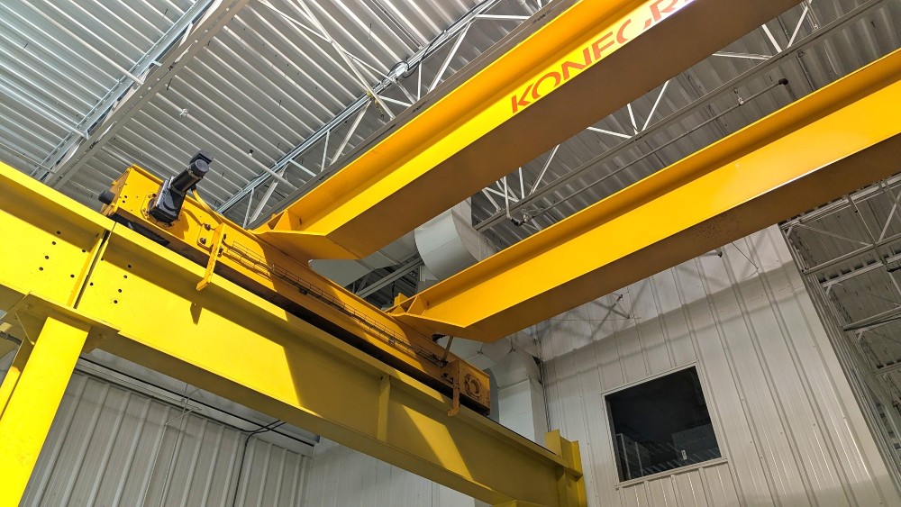 30 Ton, Kone, 29'0" Span, 16' 4" lift, radio, VFD bridge/trolley, 100' (x2) rail/runway/cols, 2015, #2690 - Image 3