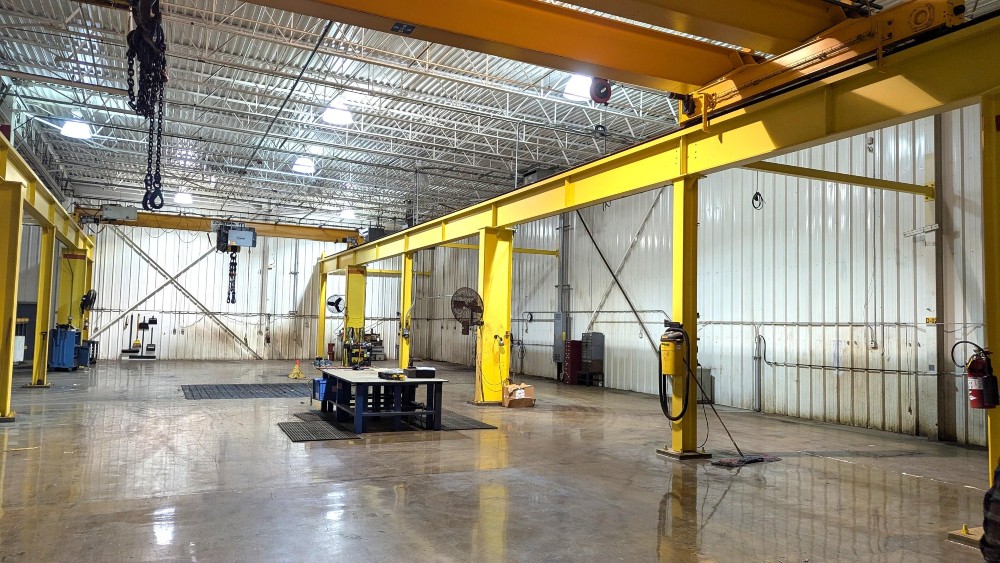 30 Ton, Kone, 29'0" Span, 16' 4" lift, radio, VFD bridge/trolley, 100' (x2) rail/runway/cols, 2015, #2690 - Image 6