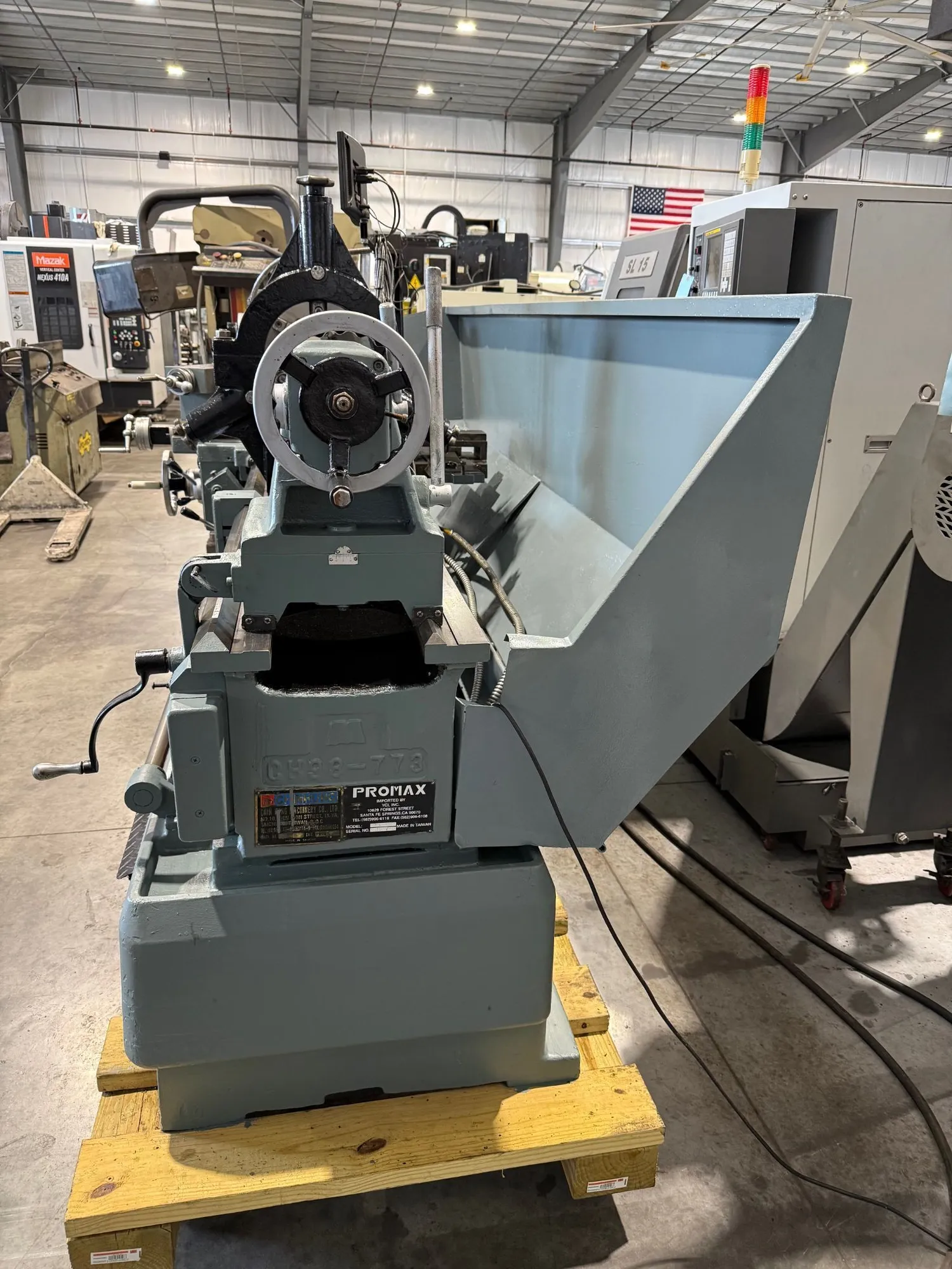 26"/35" x 90" Promax #LG-2690, engine lathe, 16" Bison chuck, 3-jaw, 4-1/16" spindle bore, D1-11, Newall - Image 5