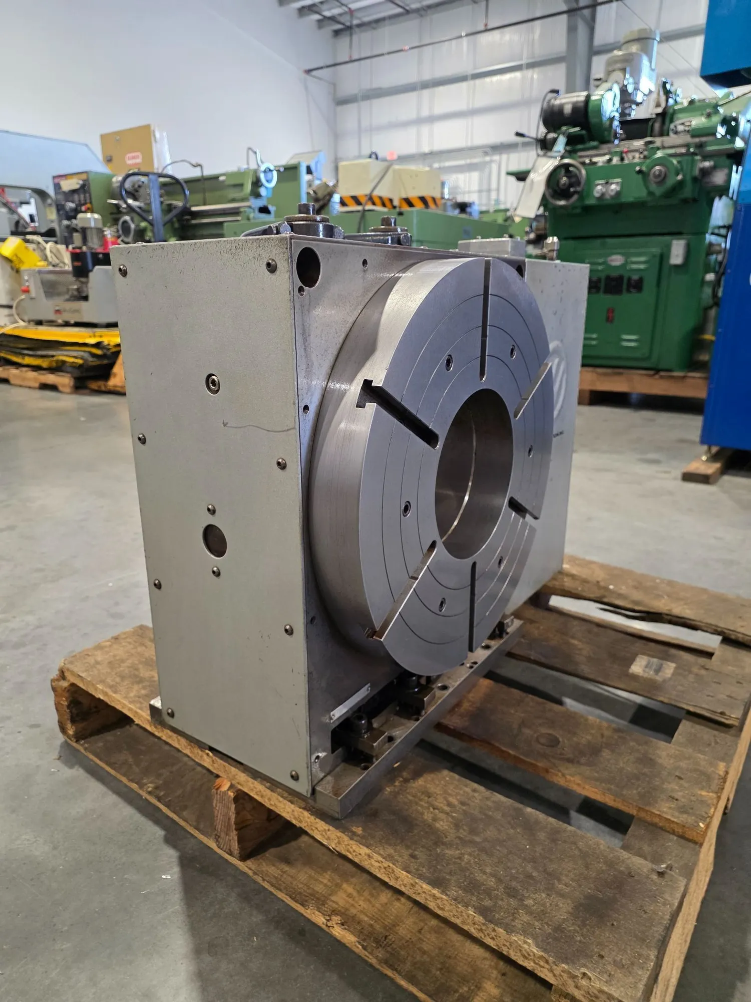 17.7" x 17.7" Haas #HRT-450, CNC rotary table, 4-Axis, 7-3/8" bore, 13.5" worm gear diameter - Image 5