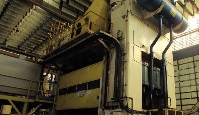 3000 Ton, Danly #S2-3000-156-66TF, straight side double crank press, 16" stroke, 46" Shut Height, 15.9" adj. - Image 4