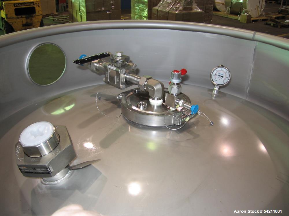 4,000 gallon Storage Tank, 108" diameter x 108" straight side, Atmospheric, Dish Top & Bottom, 304 Stainless - Image 2