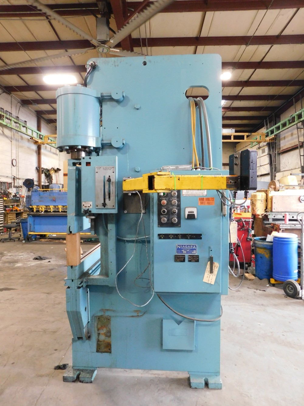 135 Ton, Niagara #HBM-135-8-10, hydraulic press brake, 10' overall, 102" between housing, 8" stroke, 7" - Image 5