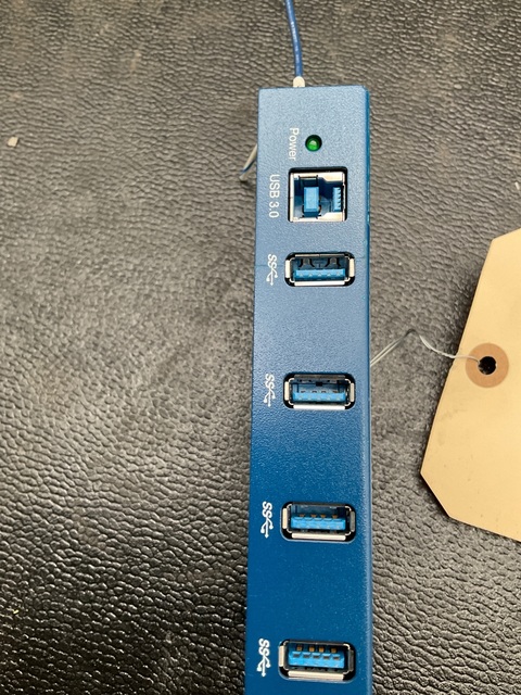 ADVANTECH BB-USH204 Industrial USB 3.2 Hub 4-Port DIN Rail USED - Image 3