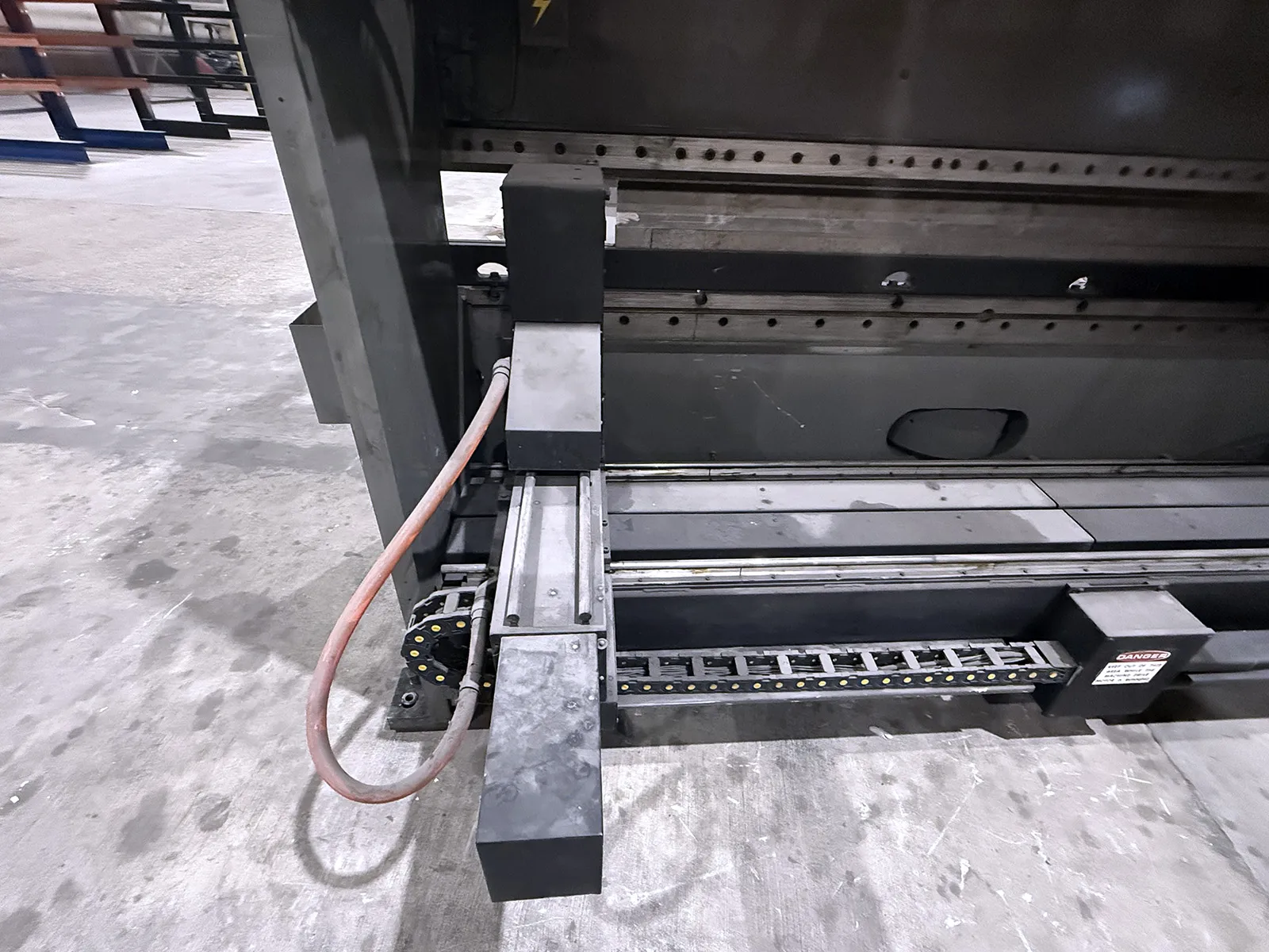 135 Ton, Cincinnati #135T, hydraulic press brake, 12' overall, 126" between housing, 8" stroke, 12" throat - Image 8