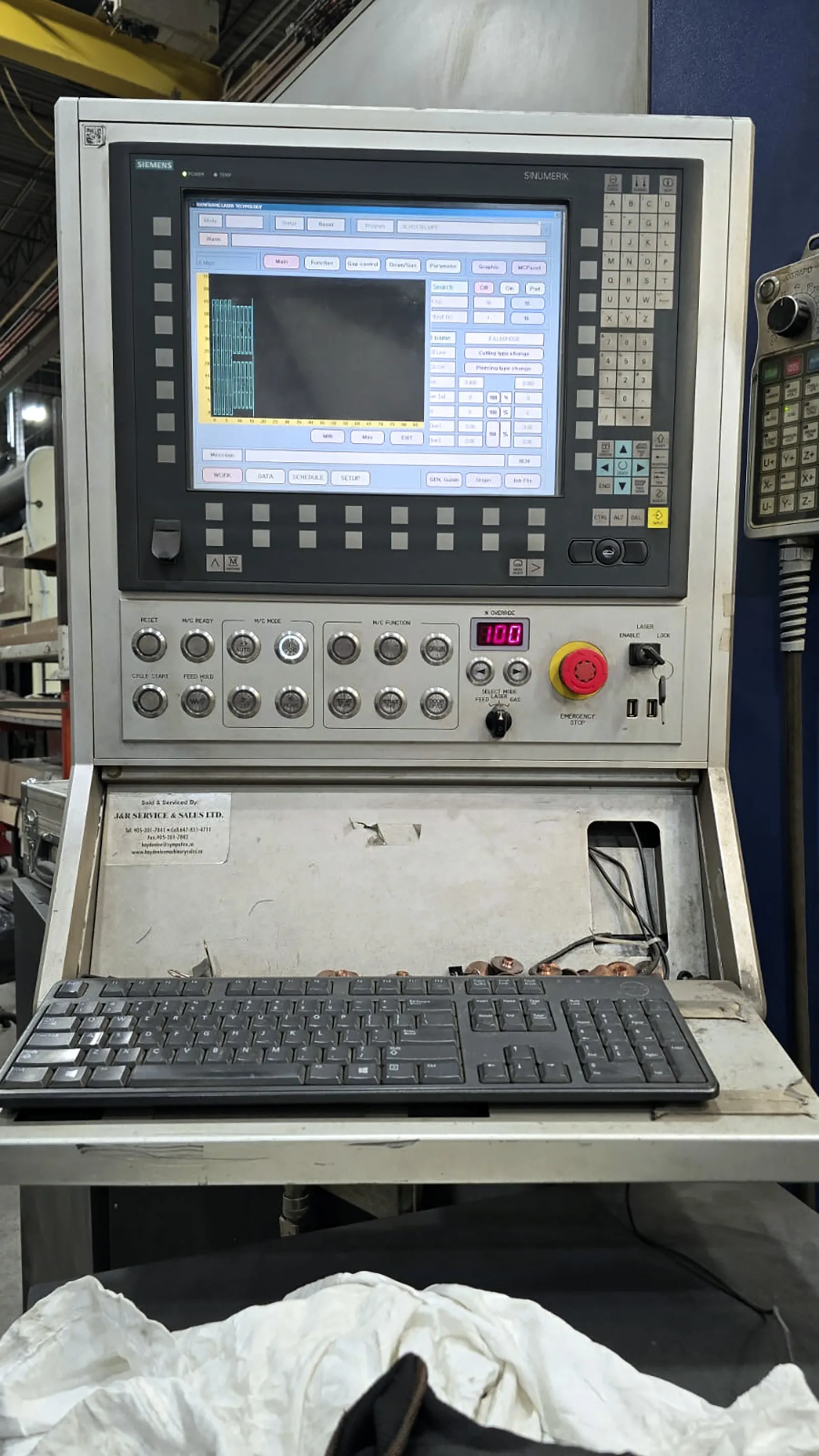 HK #PL3015, fiber laser, 3000 watts, 5' x10'tbl., chiller, dust collector, 2014 - Image 3