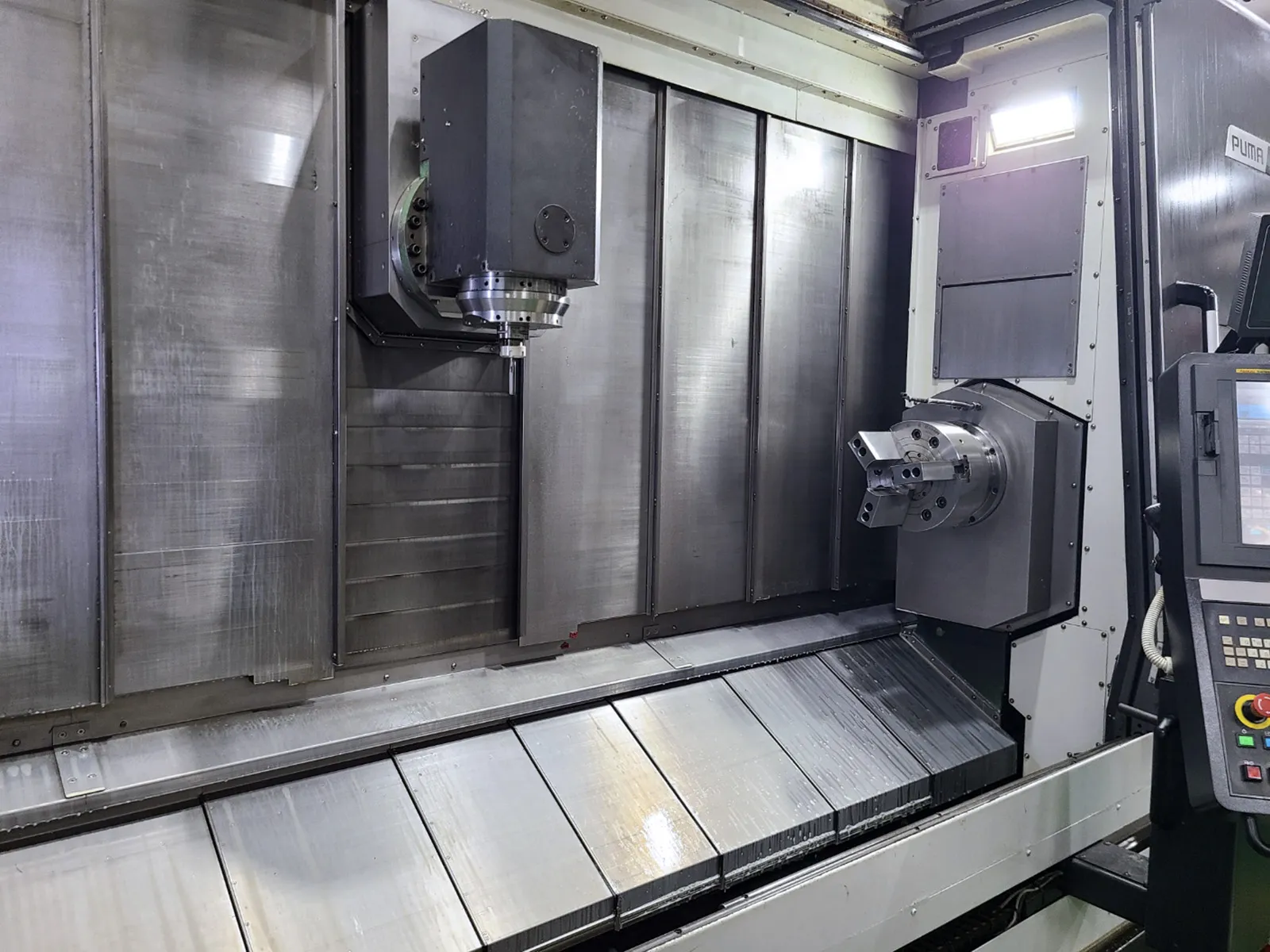 Daewoo Doosan #Puma-SMX-3100LS, B-Axis CNC lathe, 26" swing, 15" chuck, 4" bar, 26" dia., 100" lgth, Fanuc - Image 2