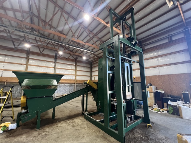 Compression Bagger, w/ Infeed Bin - Image 1