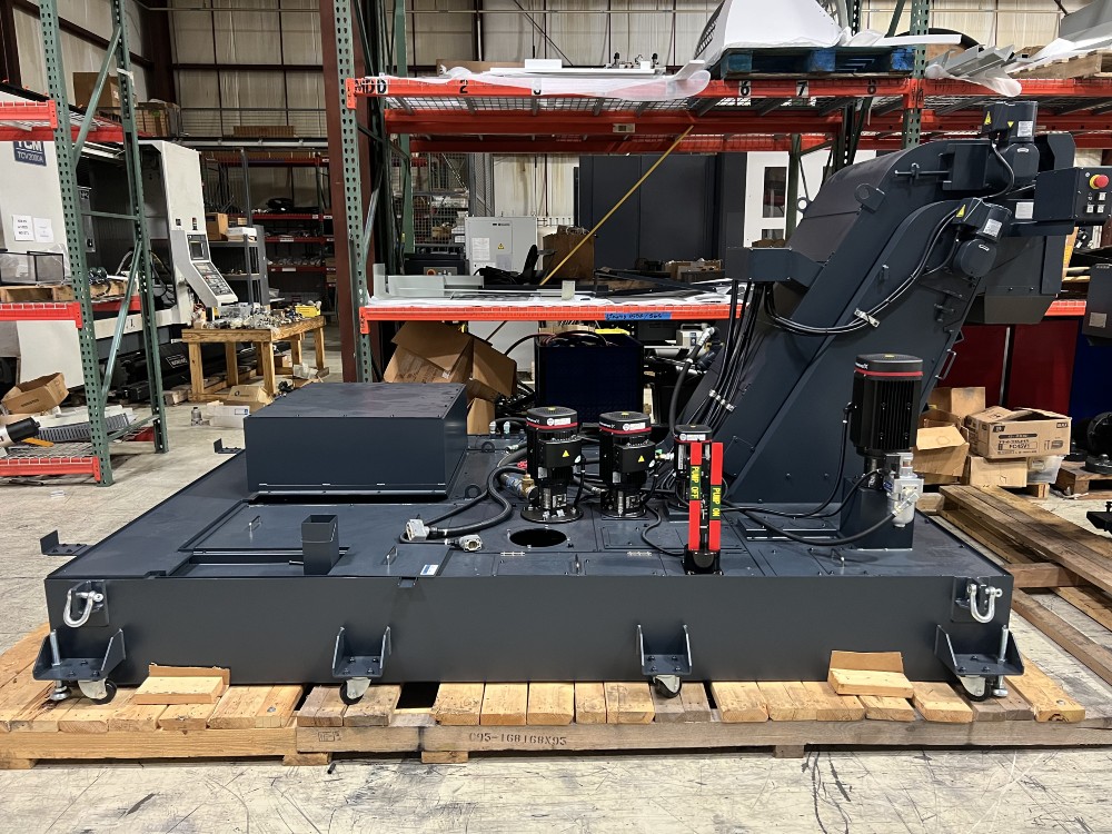 Mosnic #RDF-132-7W-232, coolant tank center discharged, Pro 5 Control, Makino A92, new - Image 1