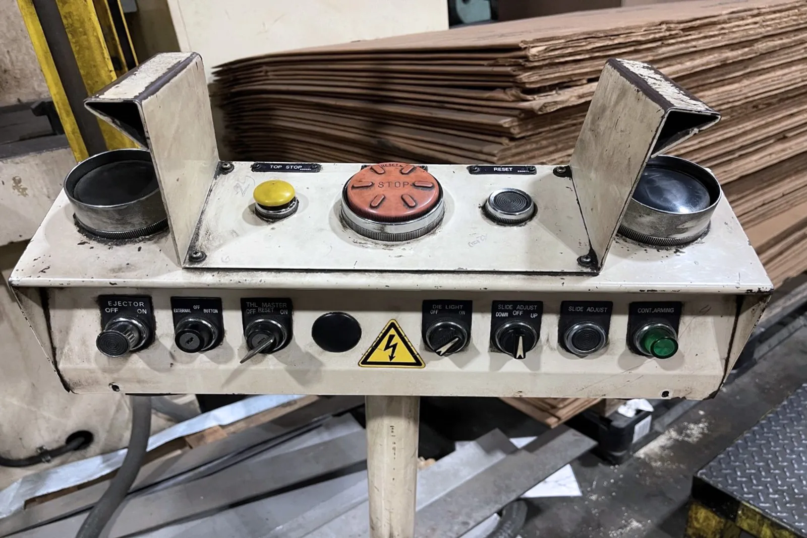 176 Ton, Aida #NC2-160(2), Straight Side Stamping Press, 7.8" Slide Stroke, 19.68" Die height, 1.18" Slide - Image 4