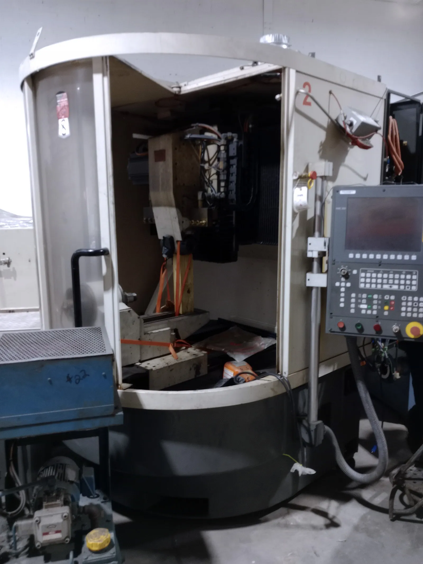 Walter #Helitronic-Power, High-Precision CNC Tool Grinding Machine, 12.6" X, 7.9" Y, 18.5" Z, 15 MPM, 1999 - Image 1