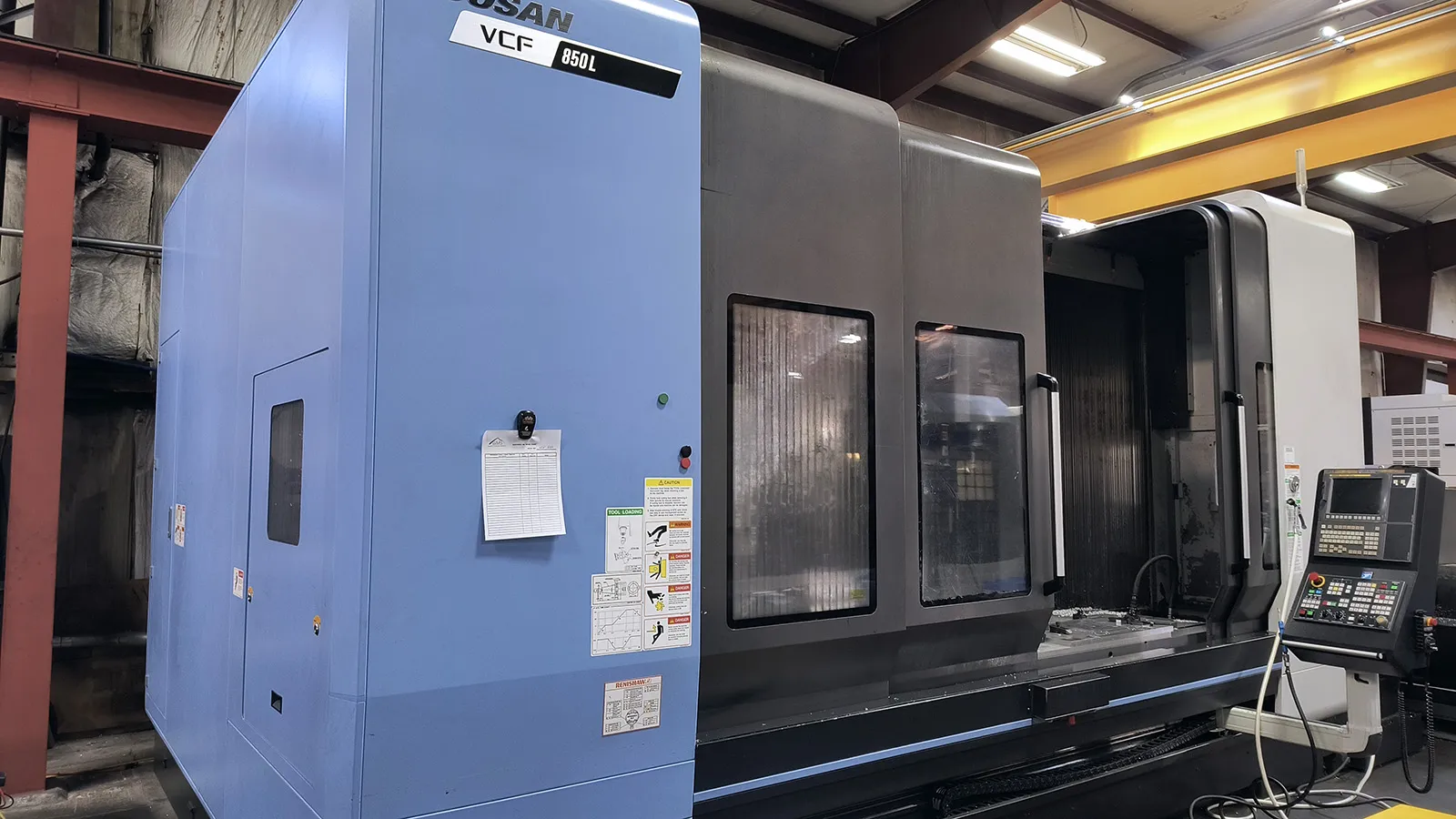Daewoo Doosan #VCF-850L-II, Vertical Machining Center, 3-Axis, 118" X, 33.4" Y, 31.5" Z, 32.28" x 137.8" - Image 2
