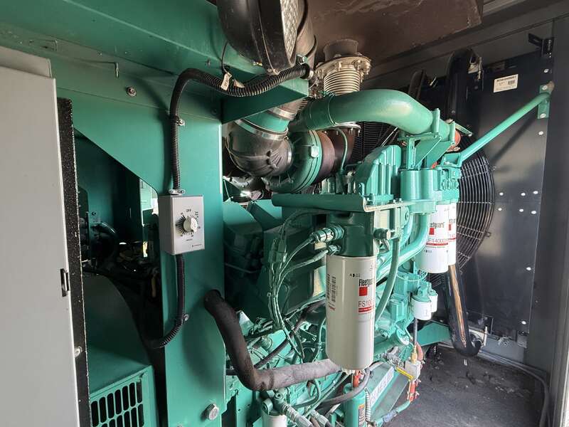 1000 KW Cummins #DQFAD, diesel generator set, 277/480 Volts, 279 hours, 1490 HP @ 1800 RPM, QST30-G5 NR2 - Image 5