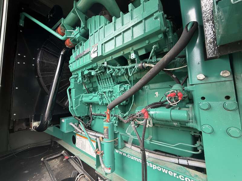 1000 KW Cummins #DQFAD, diesel generator set, 277/480 Volts, 279 hours, 1490 HP @ 1800 RPM, QST30-G5 NR2 - Image 7