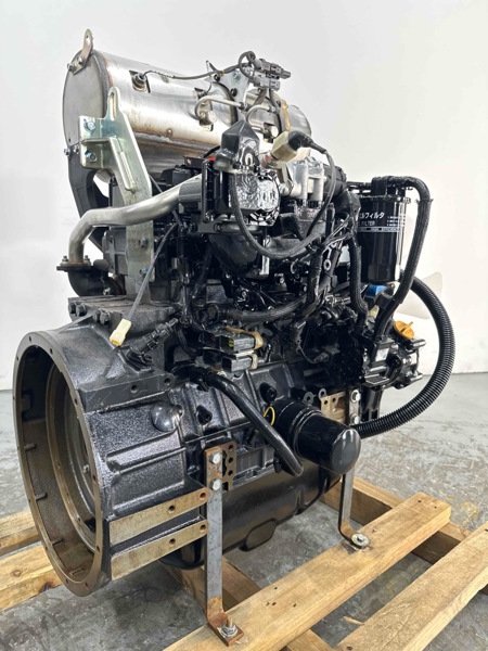 69 HP Yanmar #4TNV98C-NMT, Engine, tier 4, warranty, unused - Image 1