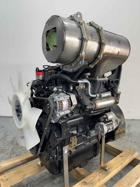 69 HP Yanmar #4TNV98C-NMT, Engine, tier 4, warranty, unused - Image 2