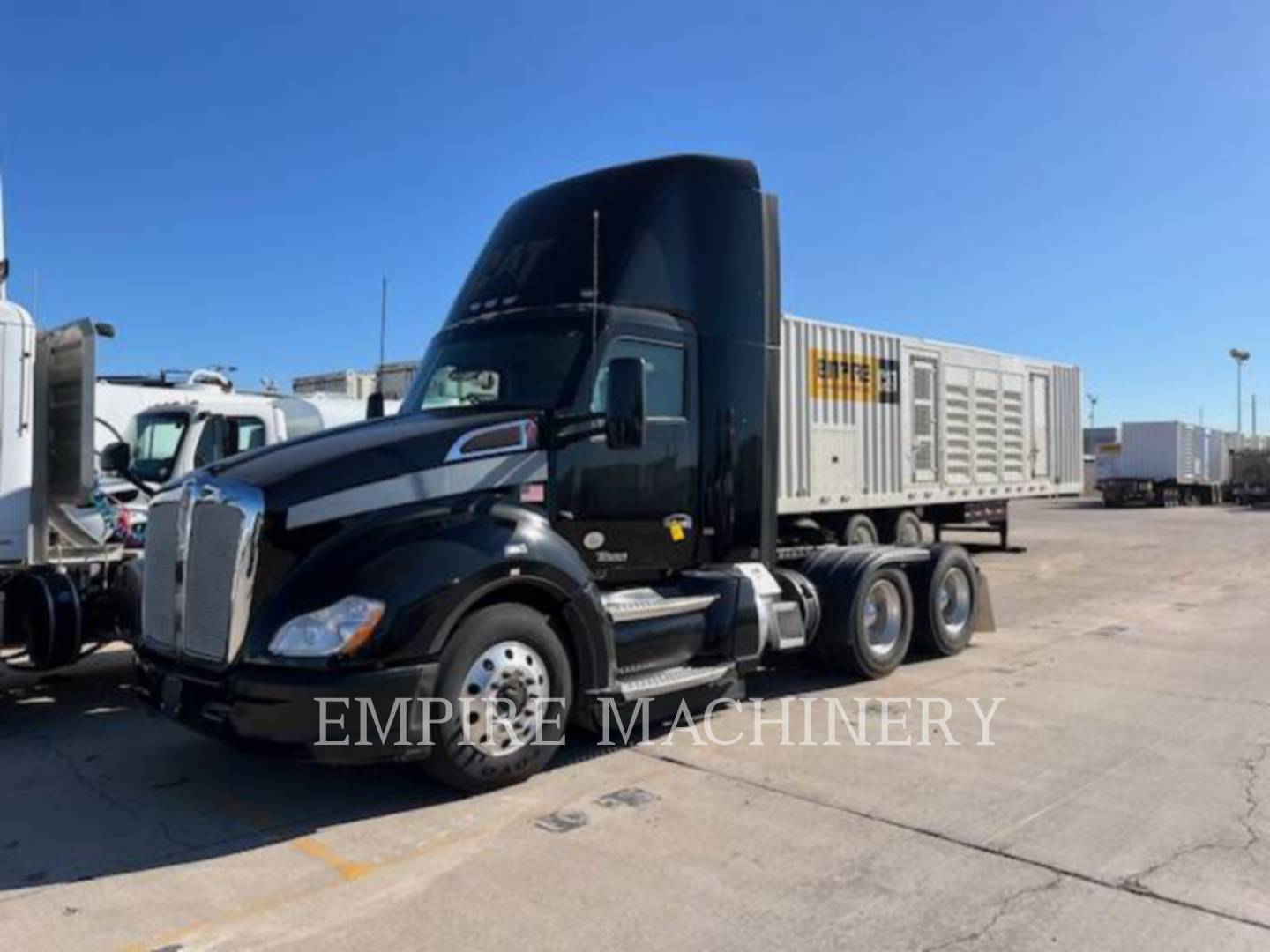 Kenworth (Obsolete) J.h. Day CAB, On Highway Truck Engine, 589120 hours, S/N: 1XKYD49X6KJ257678, 2019 - Image 2