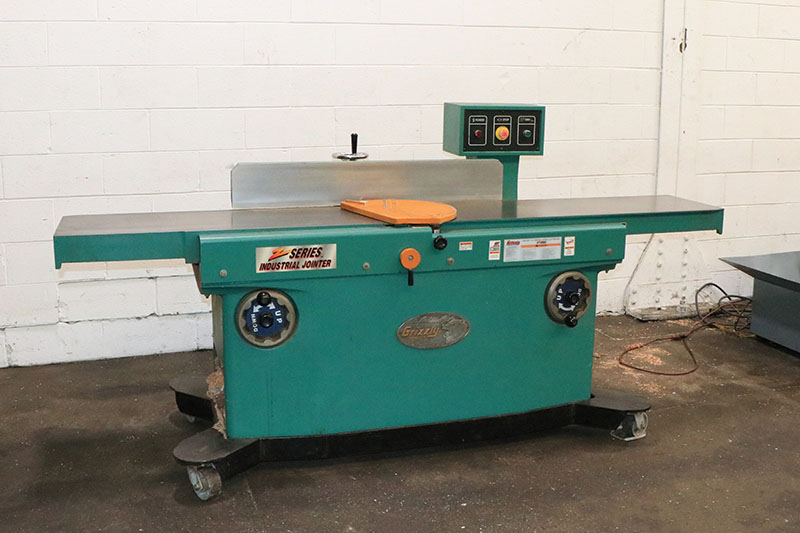 16" Grizzly #G9953ZX, jointer woodworking, 6 row spiral cutterhead, 99" x16.25" tbl., 2002 - Image 3