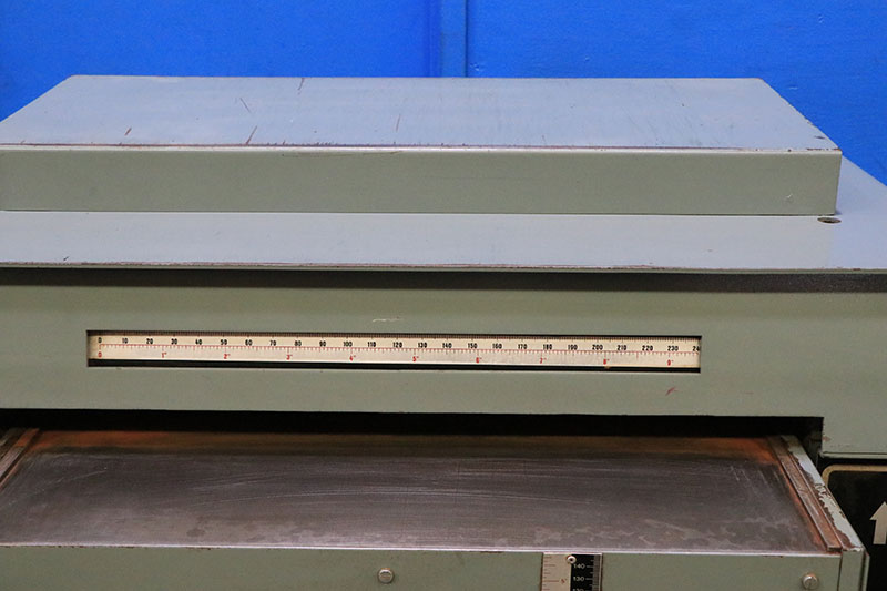 24" x 9" Delta #RC63-63N, woodworking planer, 25" x 35" table, 20-60 FPM, spiral / helical cutting head - Image 4
