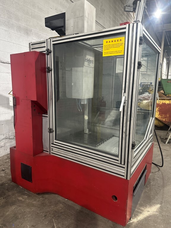 Roders #RFM600, precision / high speed vertical machining center, 24" X, 20" Y, 12" Z, 18 automatic tool - Image 5
