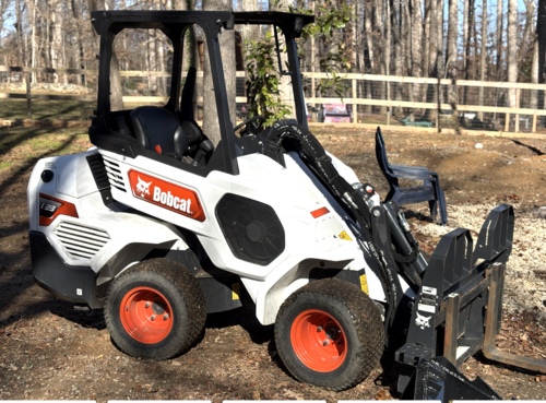1395 lb. Bobcat #L23, wheel loader, 24.8 HP, 2023 - Image 1