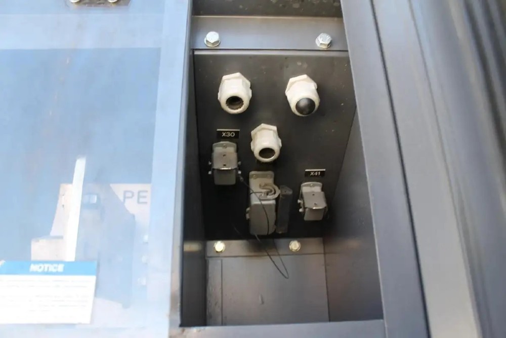 1000 KW Atlas Copco #QAC1200, Containerized Rental Type Generator on Trailer - Image 5