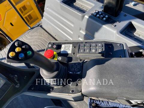 Caterpillar CB15, Compactor, 233 hours, S/N: M9401257, 2025 - Image 4