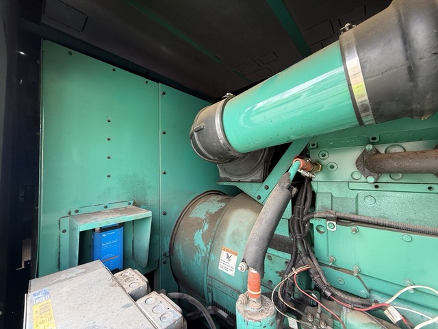 500 KW Cummins #DFEK-7206494, Diesel Generator Set, 1800 RPM, 800 amp main line circuit breaker, PowerCommand - Image 8
