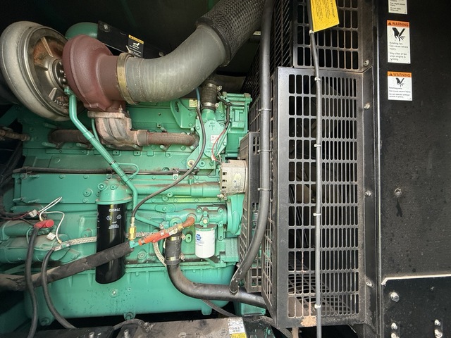 500 KW Cummins #DFEK-7206494, Diesel Generator Set, 1800 RPM, 800 amp main line circuit breaker, PowerCommand - Image 10