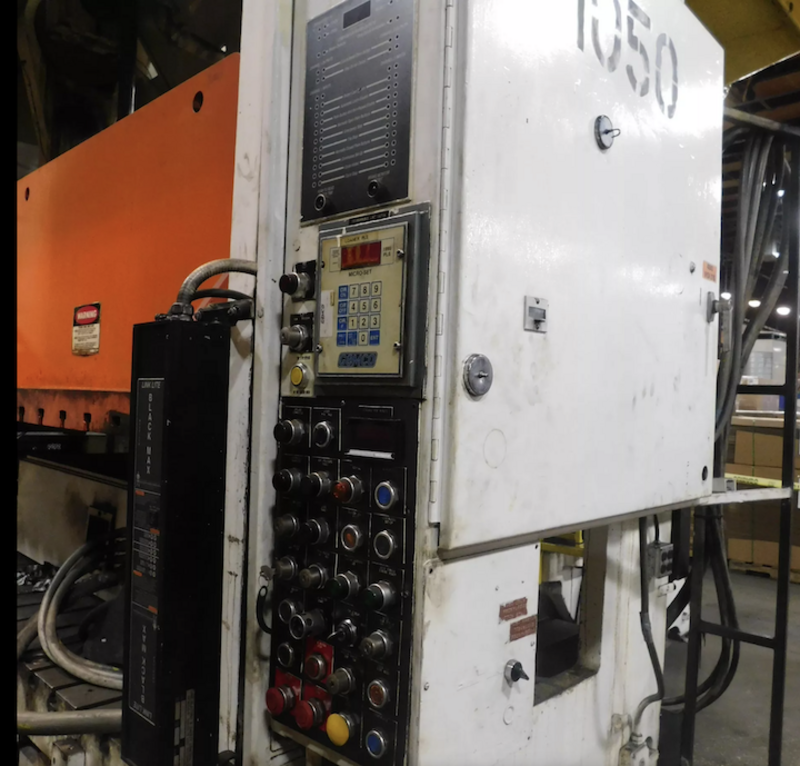 440 Ton, Clearing, Niagara #PN-400-120-60, Straight Side Double Crank Press, 120" RL, 10" stroke, 20-40 SPM - Image 3