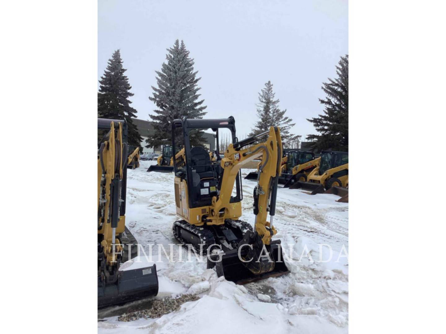 Caterpillar 301.5 05, Excavator, 202 hours, S/N: MNH03087, 2025 - Image 2