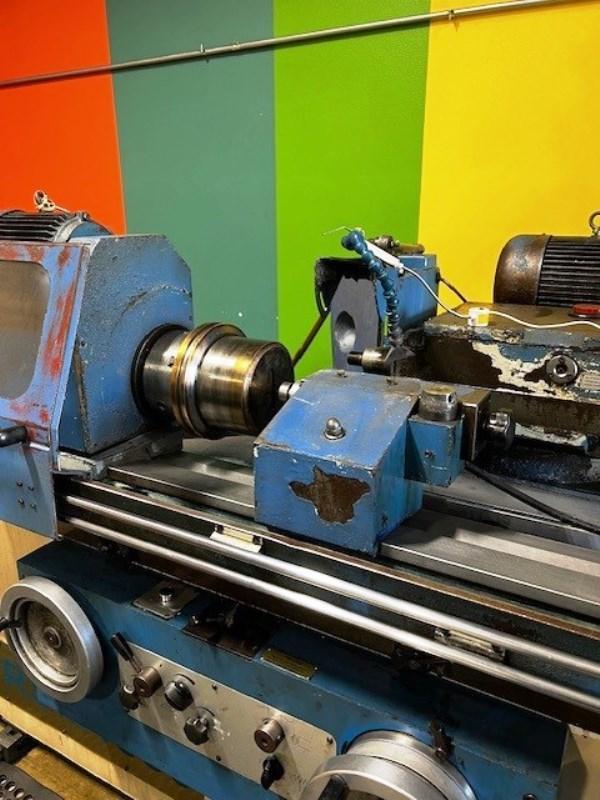 Knuth #RSM-1500, conventional cylindrical grinding machine, magnetic & cloth coolant filtration, 2013 - Image 2