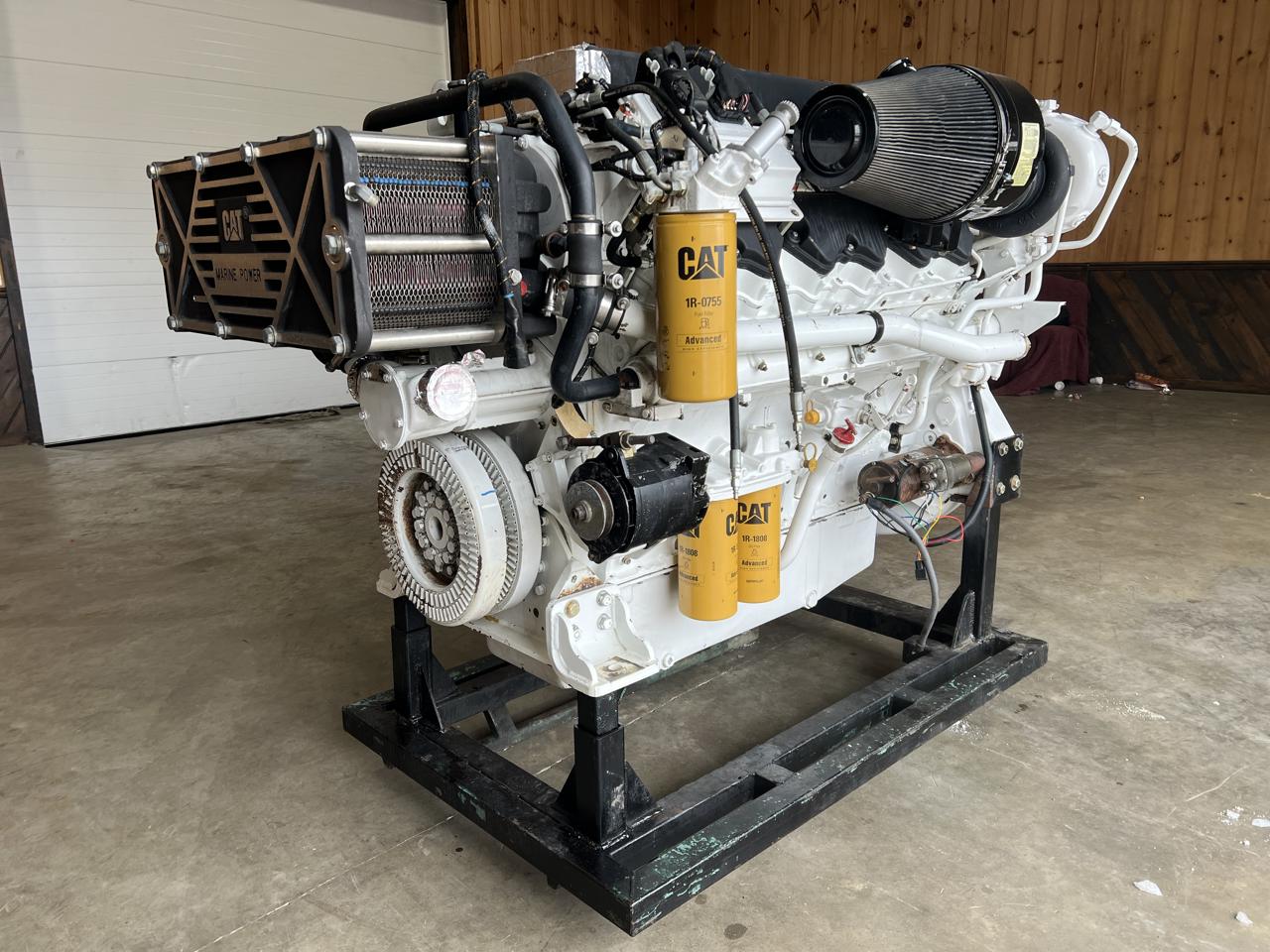 1800 HP Caterpillar #C32, Marine Diesel Engine, 2300 RPM, Heat Exchanger, Sea Water Pump, 750 hours, 2007 - Image 8